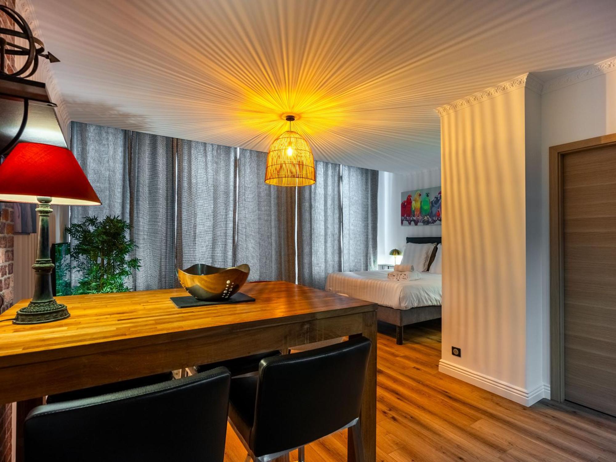 Le Relais Ducal - Appartements D'Hotes Vieille Ville Nancy Exterior foto